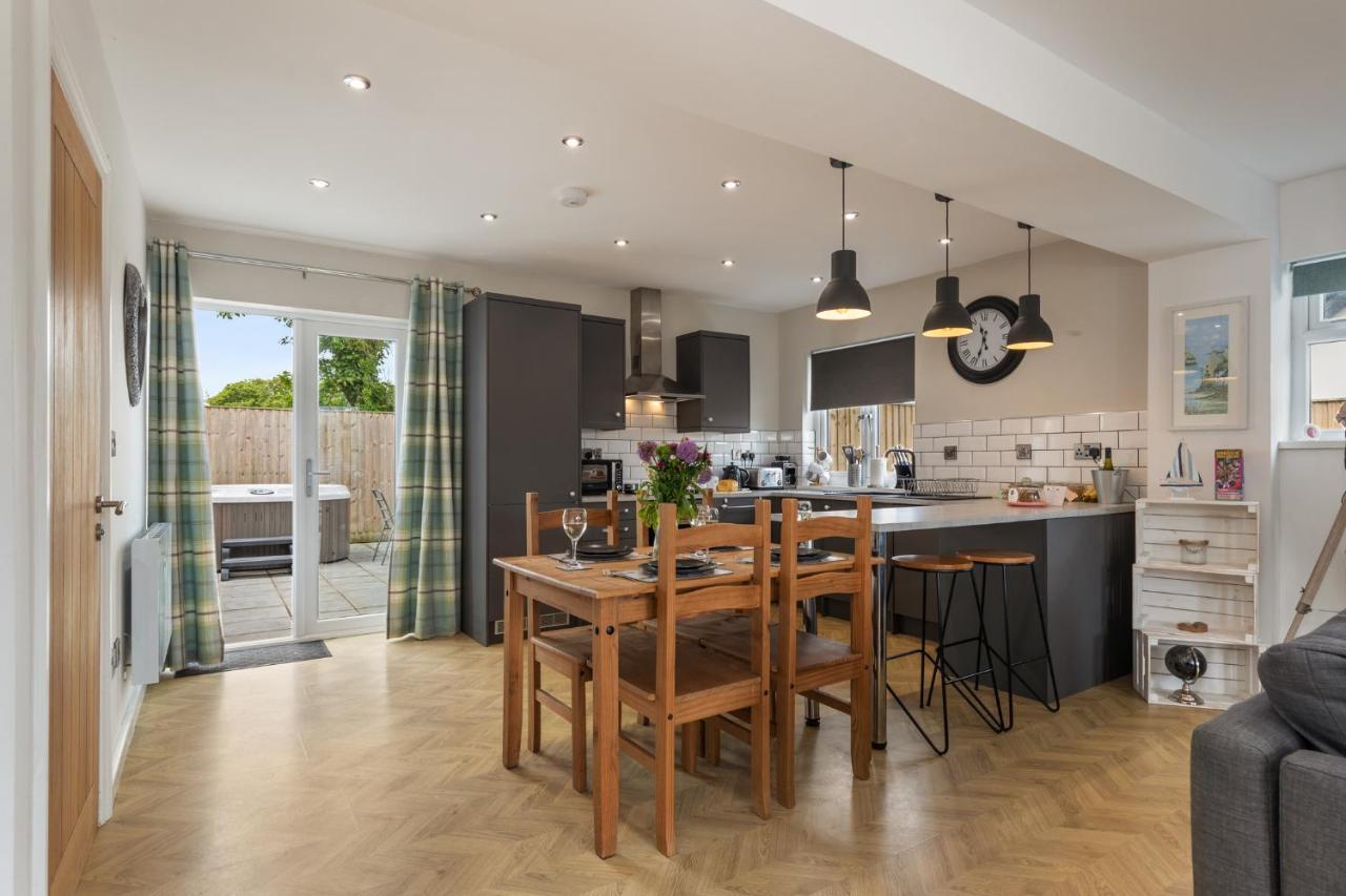 Acorn Cottage Tenby Dış mekan fotoğraf